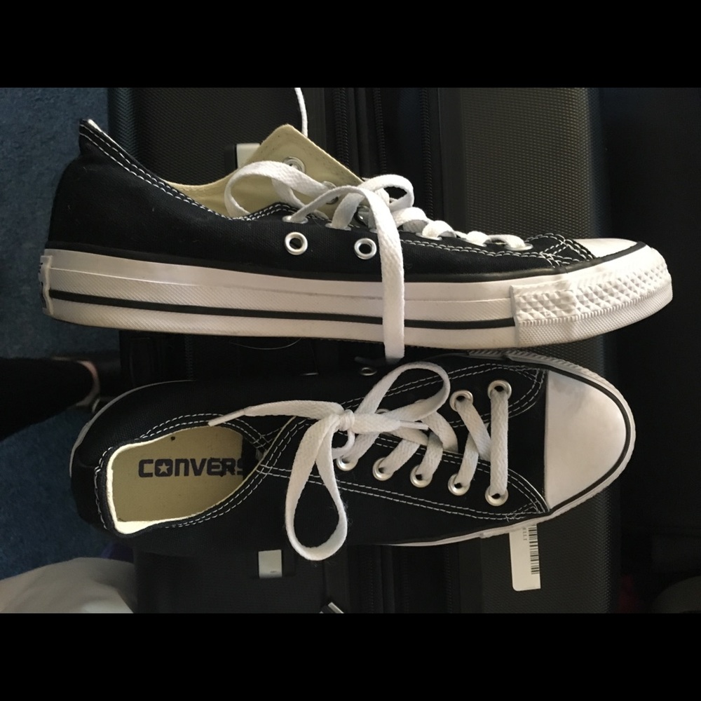 Women’s converse